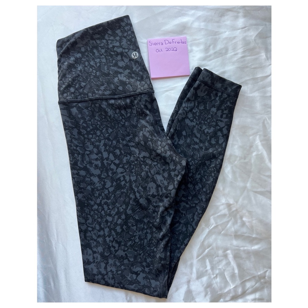 Lululemon Aligns 28”